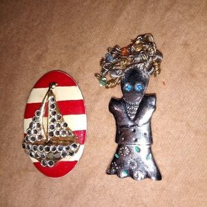 Two very unique vintage Brooches